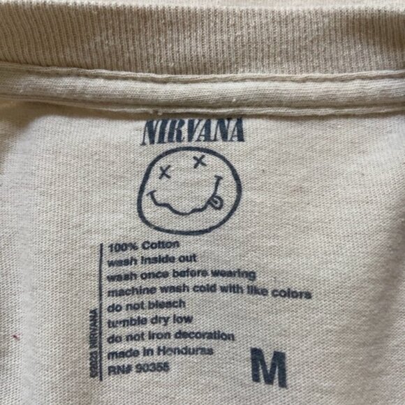 NIRVANA Band T-Shirt Smiley Face Women's M Tan Rock Grunge Kurt - Picture 4 of 4